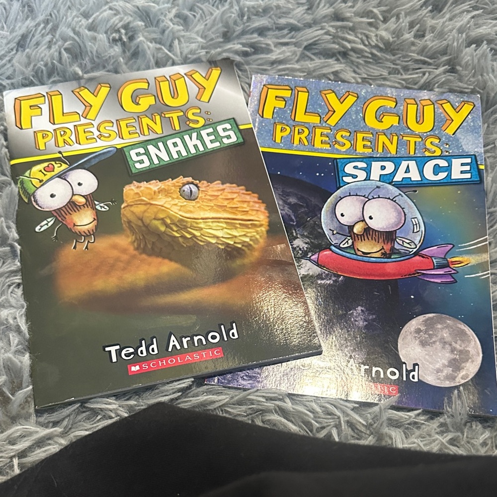 Scholastic Fly Guy Presents: Snakes and Space Books